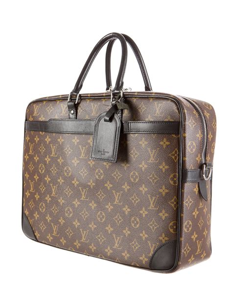 louis vuitton gm portadocumenti|Porte Documents Voyage Taiga Leather .